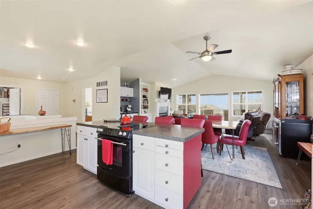 207 Manson View Drive Manson, WA 98831