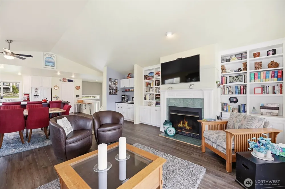 207 Manson View Drive Manson, WA 98831