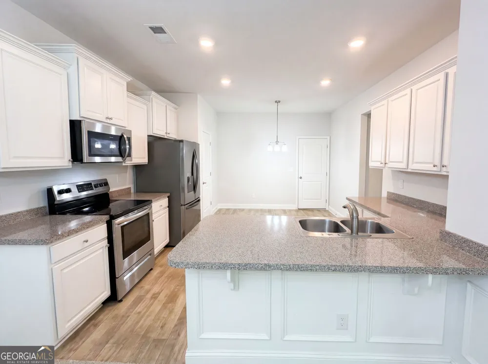 11916 Lovejoy Crossing PL Hampton, GA 30228