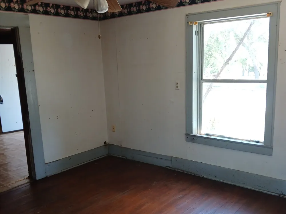 600 W 14TH STREET Coleman, TX 76834