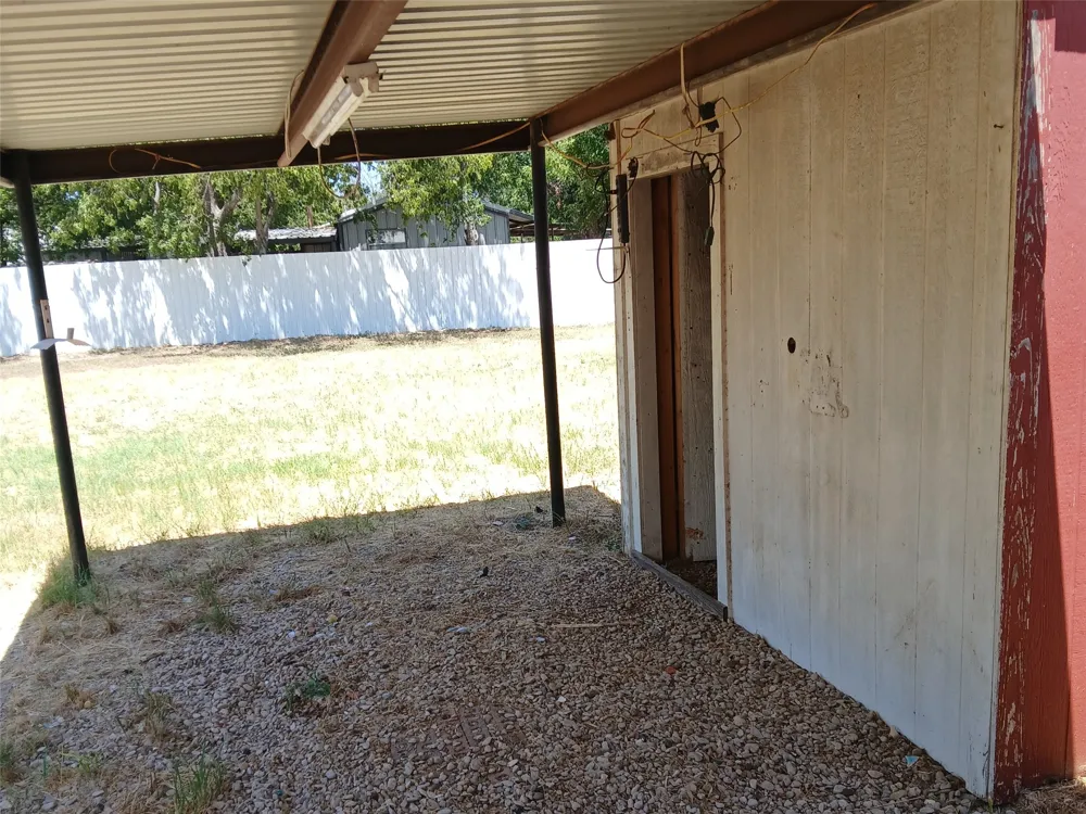 600 W 14TH STREET Coleman, TX 76834
