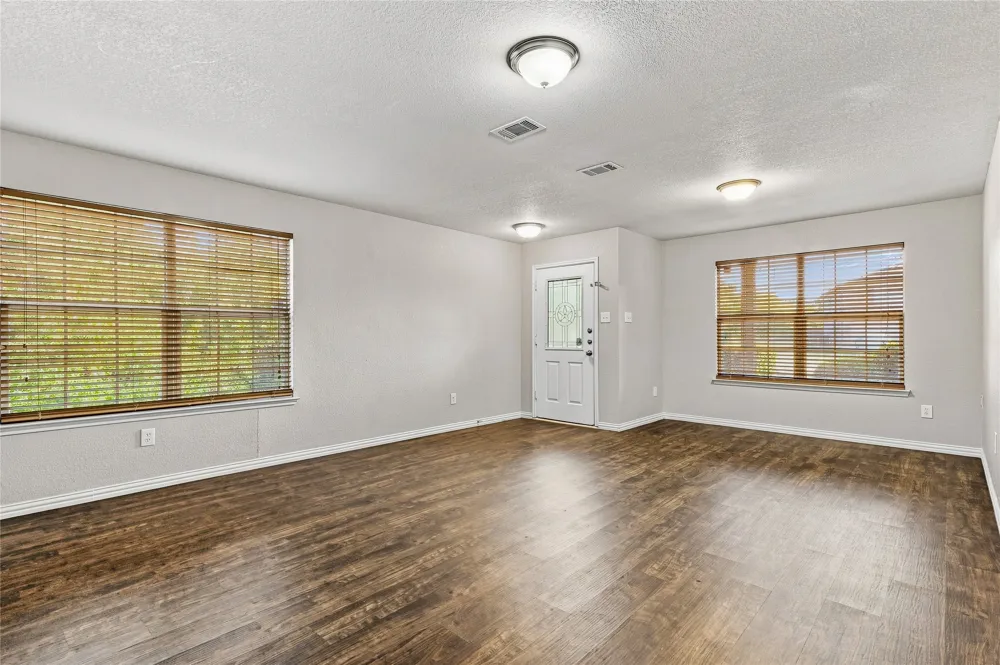 5281 Placid Drive Haltom City, TX 76117