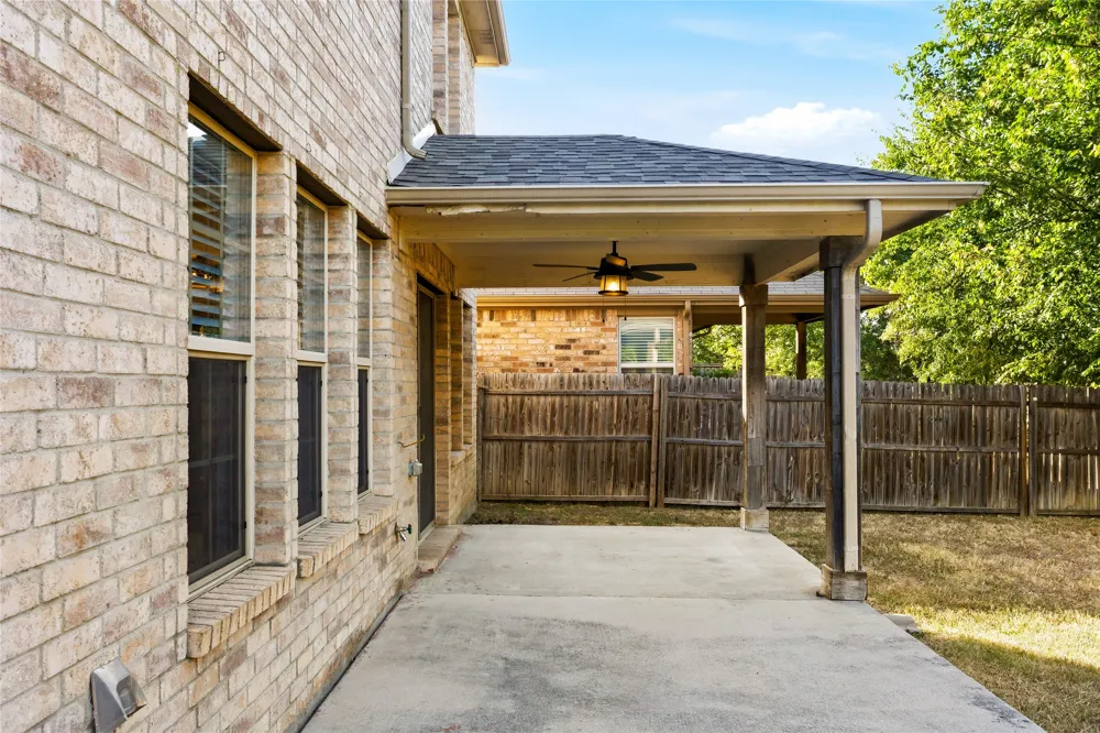 5281 Placid Drive Haltom City, TX 76117