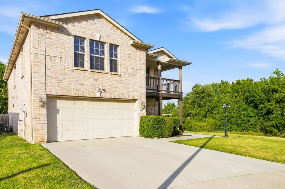 5281 Placid Drive Haltom City, TX 76117