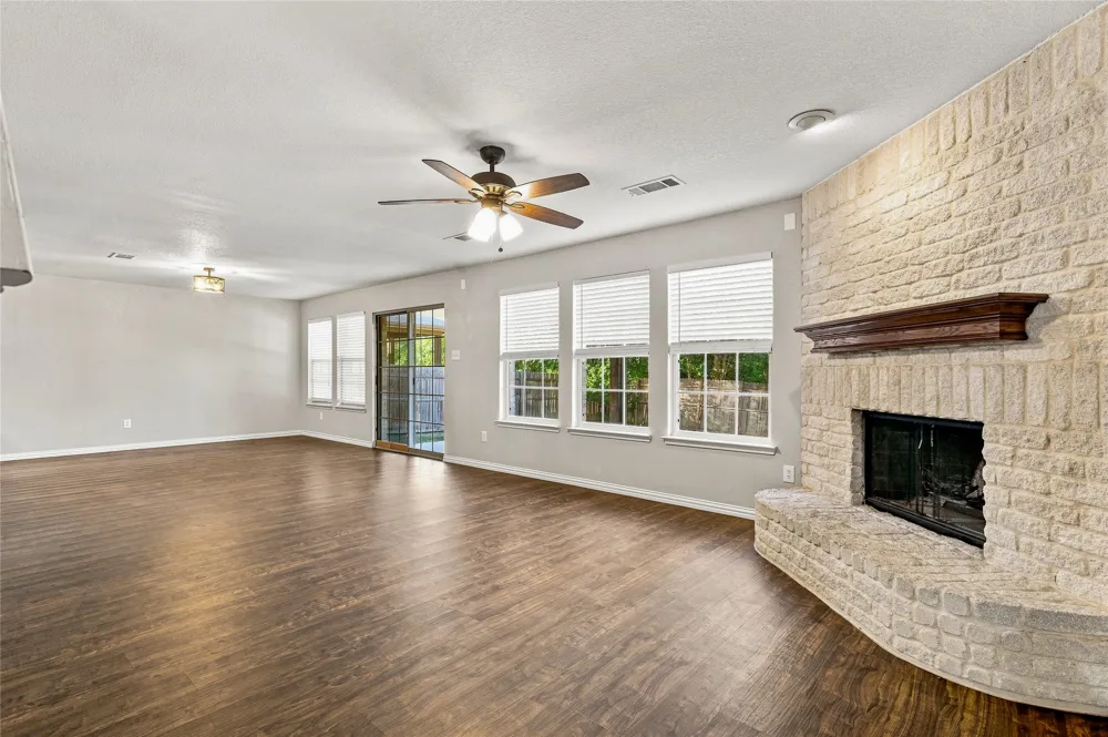 5281 Placid Drive Haltom City, TX 76117