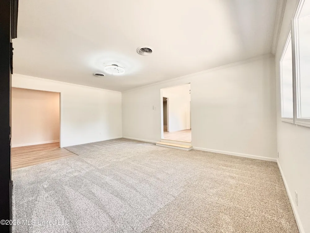 1216 W Main Street Senatobia, MS 38668