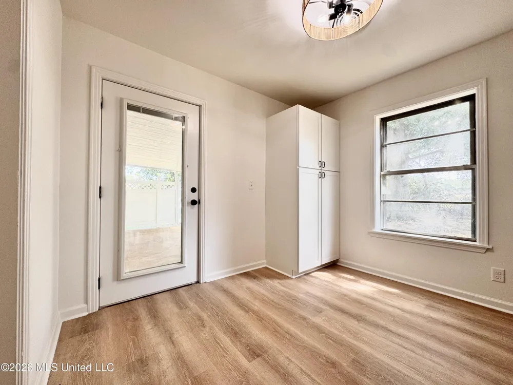 1216 W Main Street Senatobia, MS 38668