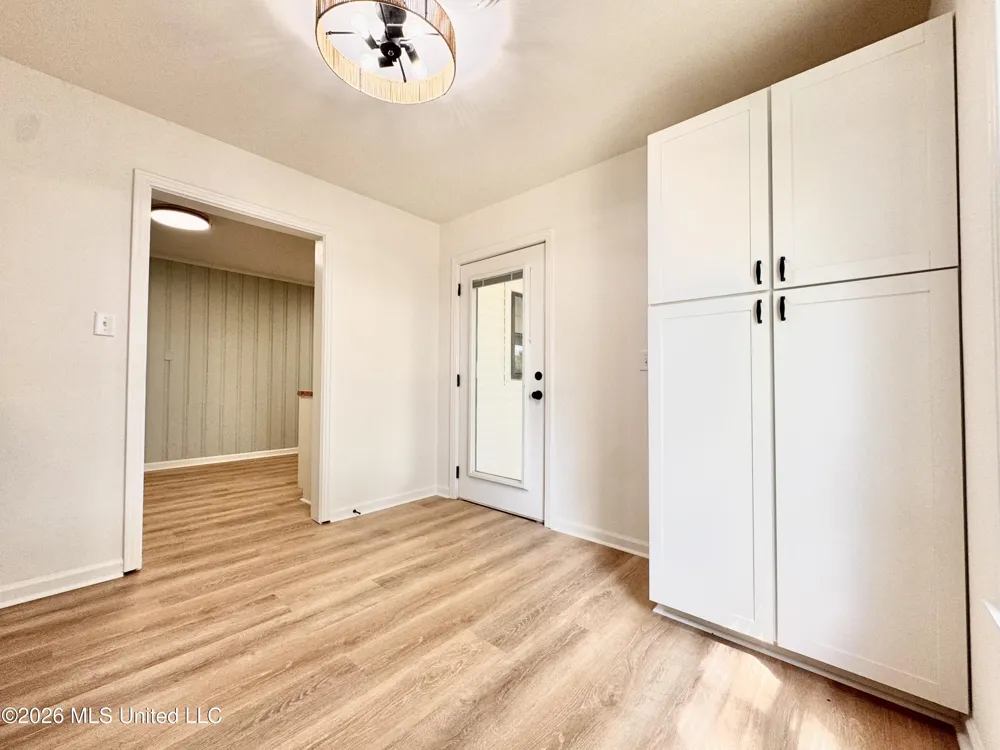 1216 W Main Street Senatobia, MS 38668