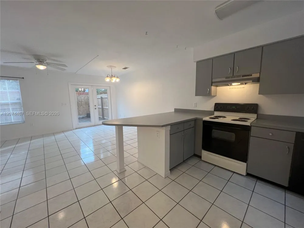 2871 SW 38 Place Gainesville, FL 32608