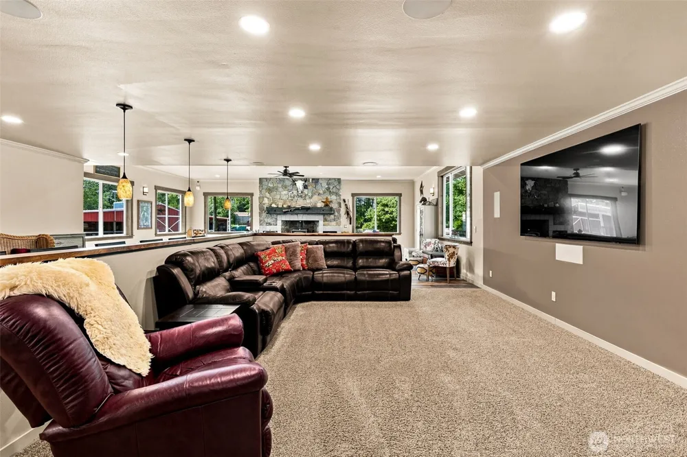 15611 NW Hite Center Road Seabeck, WA 98380