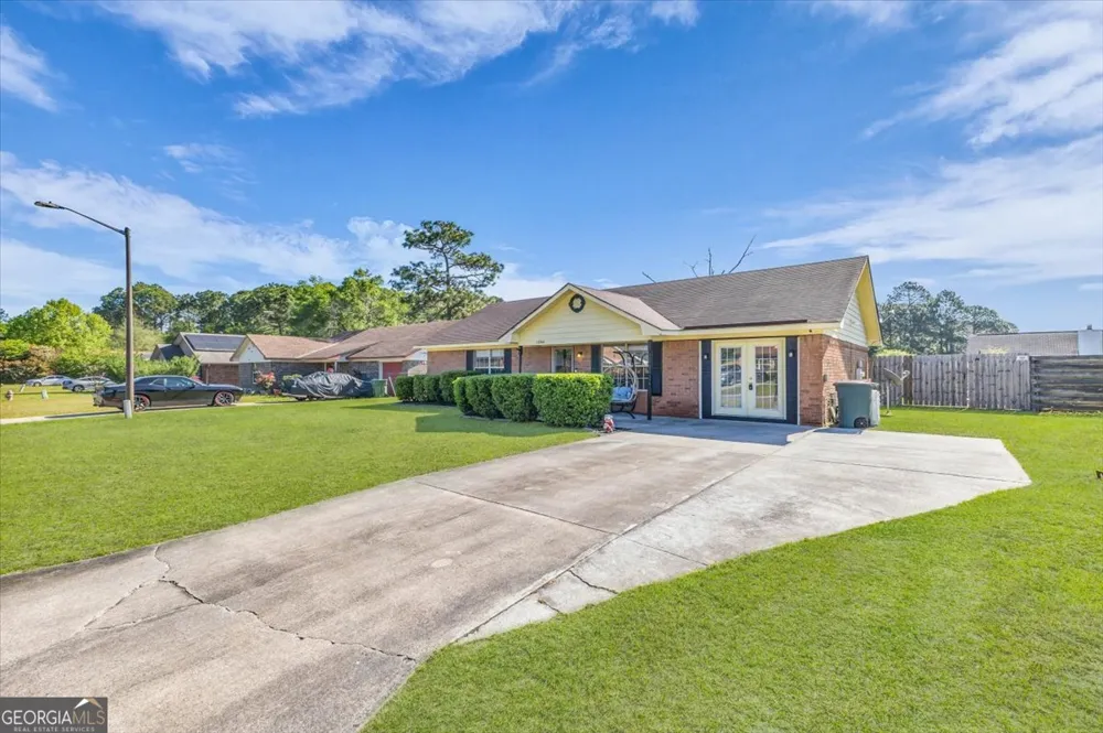 1244 Chinook WAY Hinesville, GA 31313