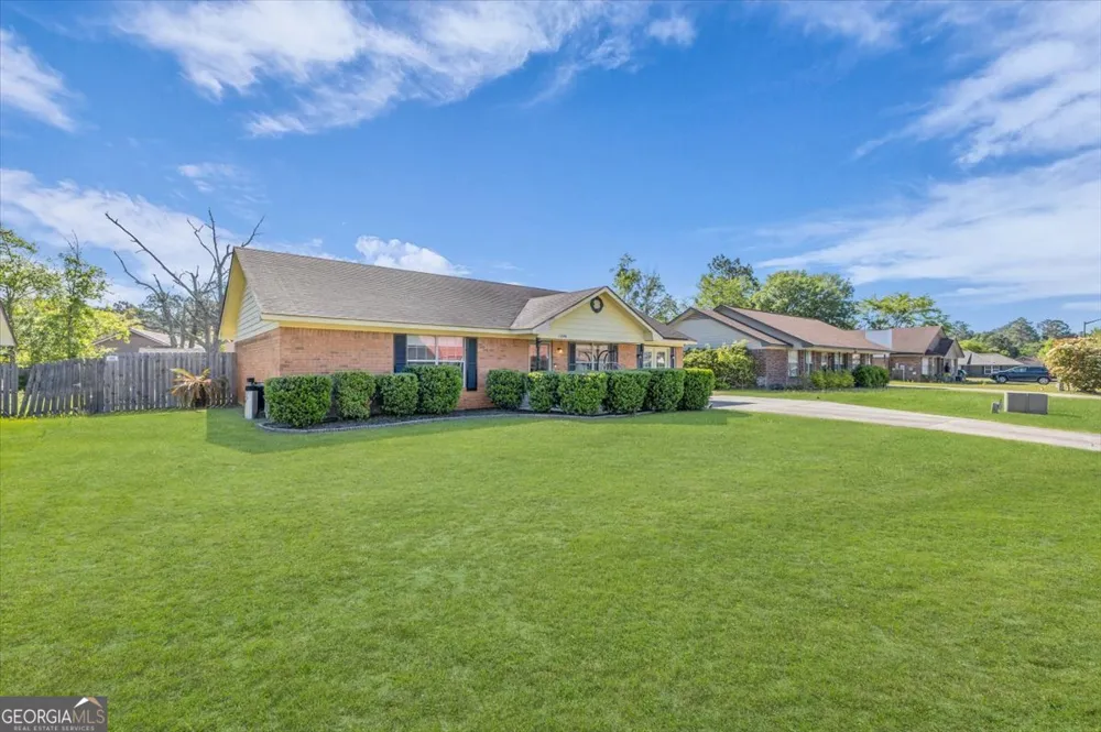 1244 Chinook WAY Hinesville, GA 31313