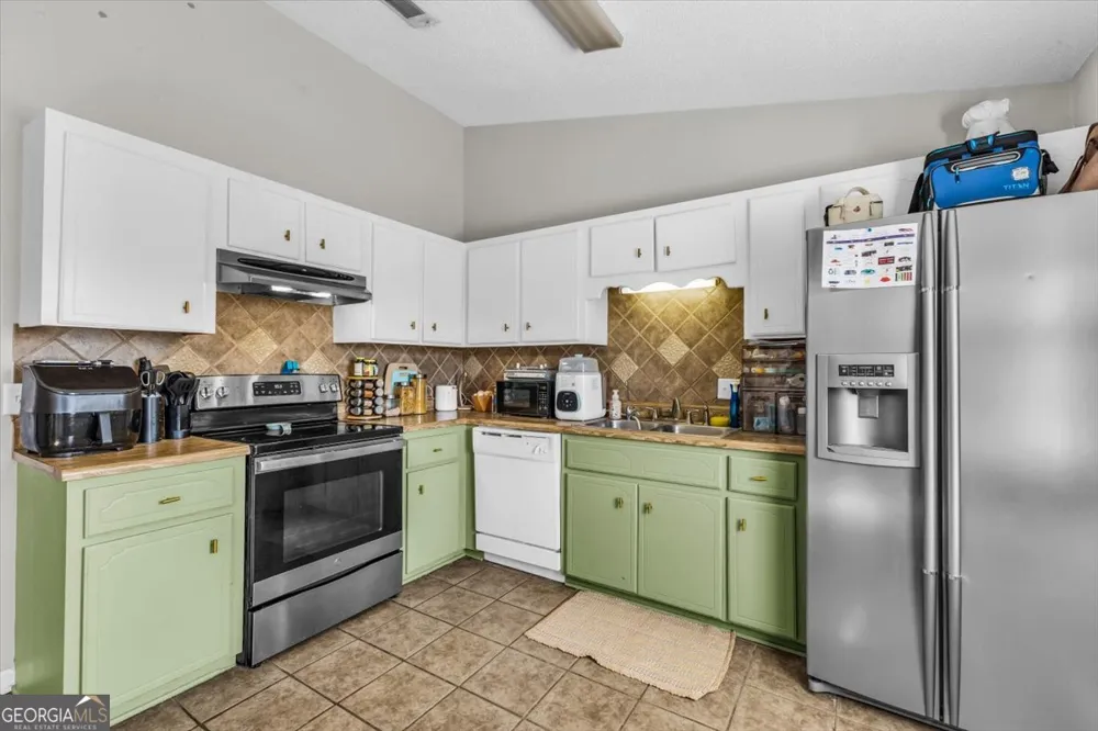 1244 Chinook WAY Hinesville, GA 31313