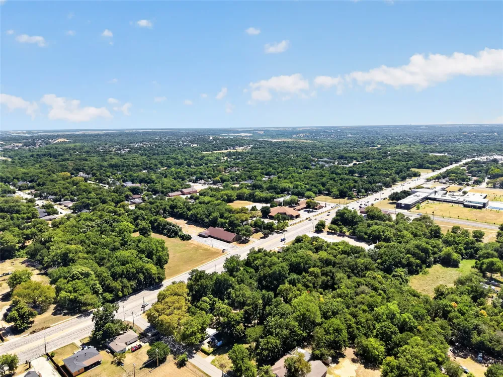 2633 E Ledbetter Drive Dallas, TX 75216