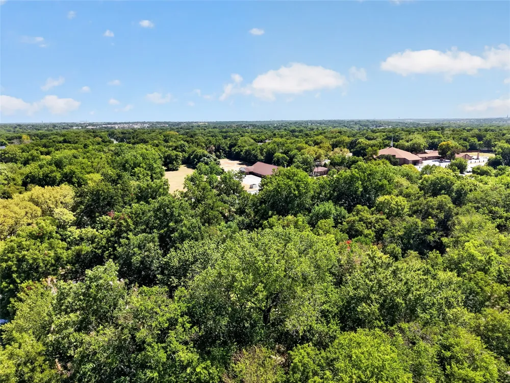 2633 E Ledbetter Drive Dallas, TX 75216