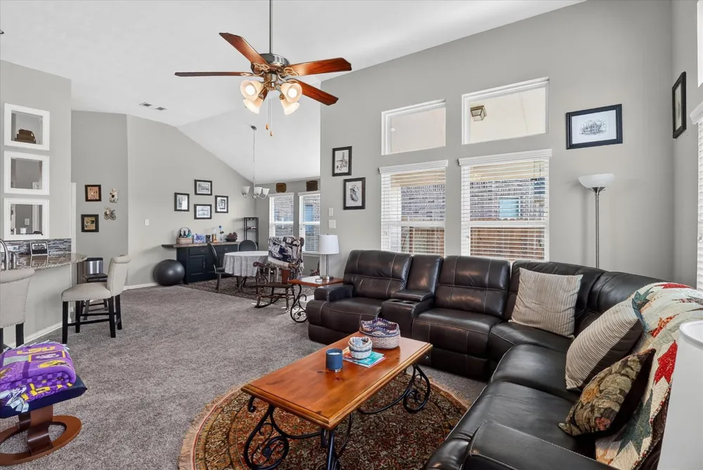 9635 Clear Diamond Rosharon, TX 77583