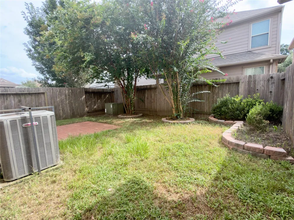 17035 Amarose Drive Houston, TX 77090