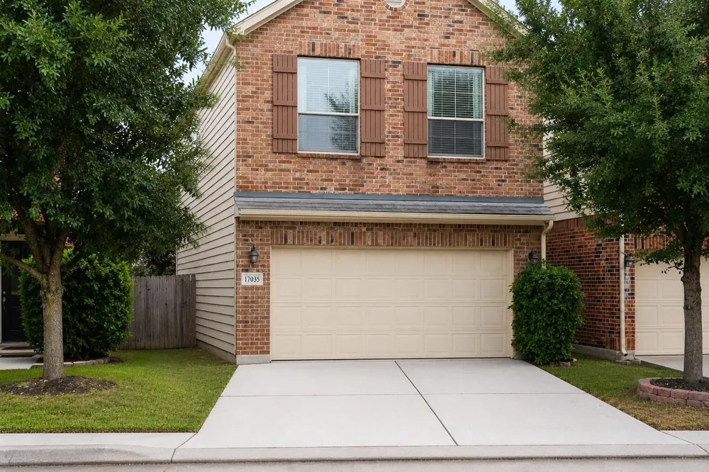 17035 Amarose Drive Houston, TX 77090