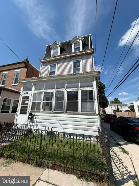 449 CHAMBERS AVENUE
