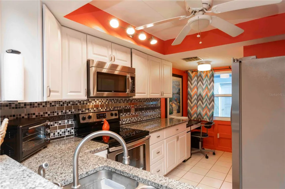 9639 GREENSKEEPER DRIVE #9639 New Port Richey, FL 34655