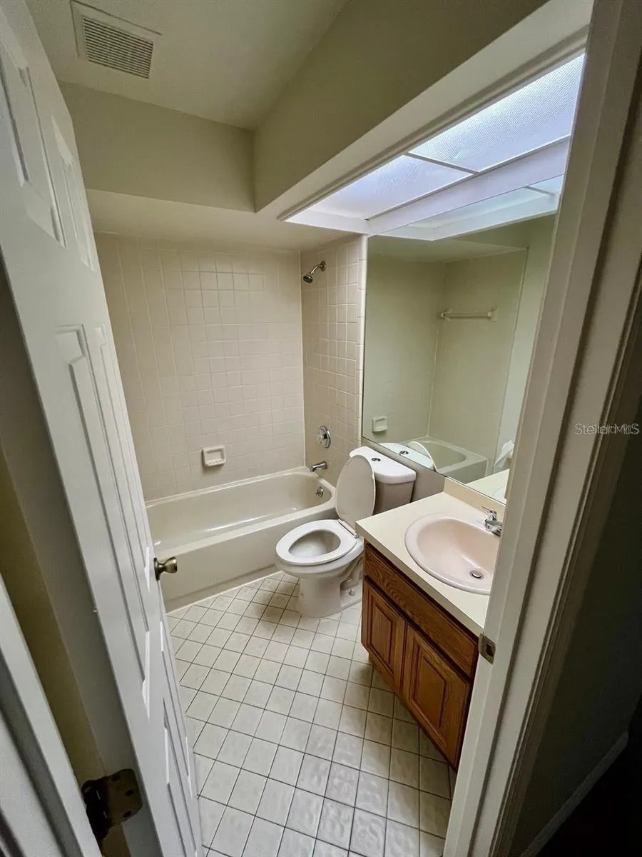 7608 SPRING BAY COVE #S Orlando, FL 32819