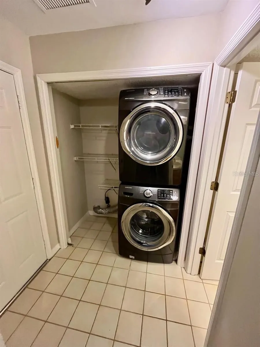7608 SPRING BAY COVE #S Orlando, FL 32819