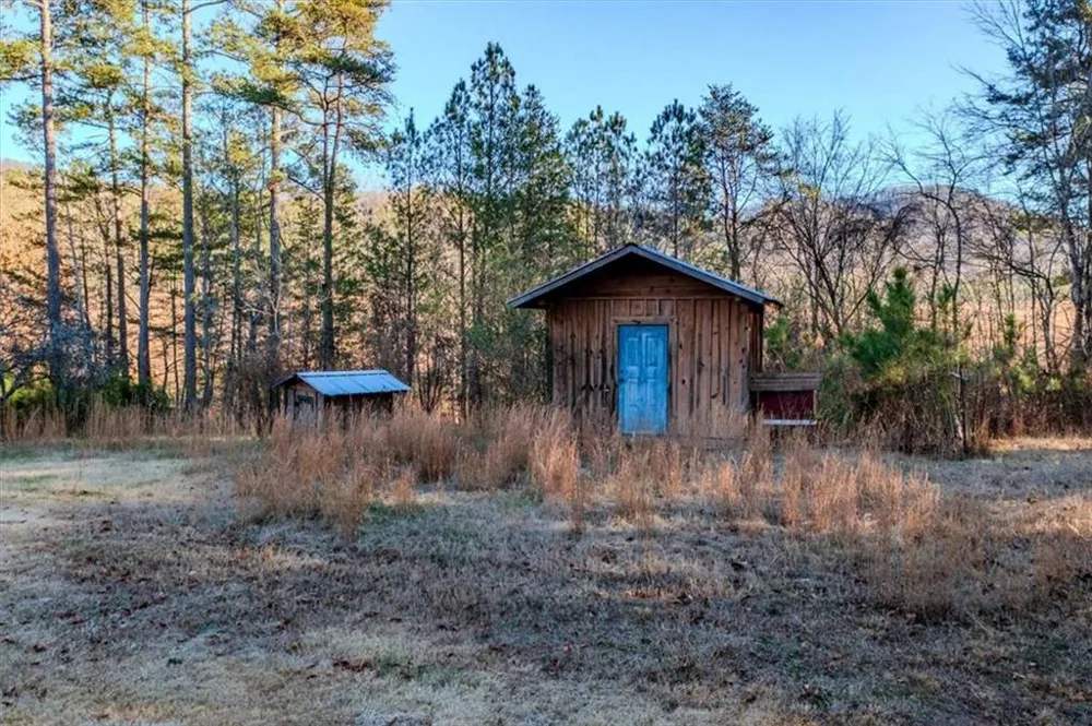 3905 Sloppy Floyd Lake Road Summerville, GA 30747