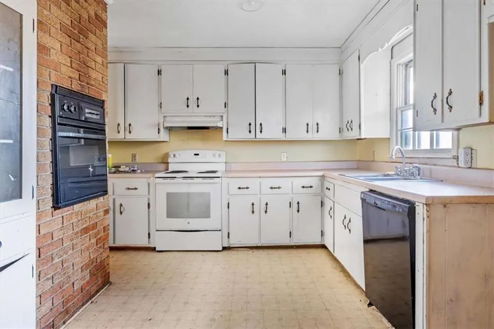3905 Sloppy Floyd Lake Road Summerville, GA 30747