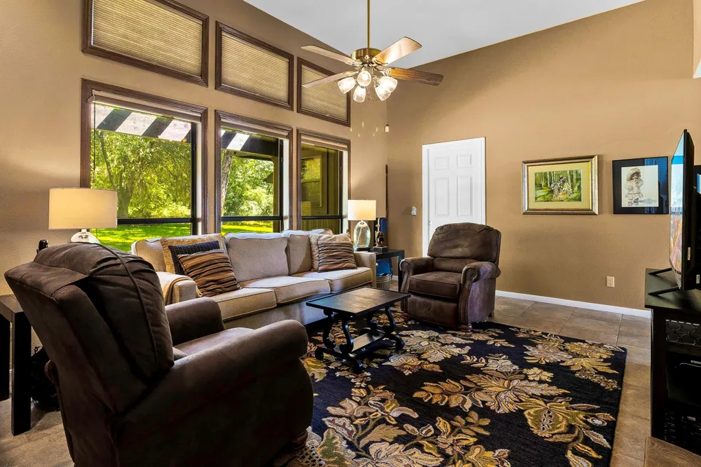 20312 St Andrews Circle Huntsville, TX 77320
