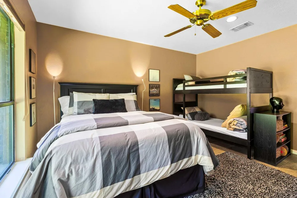 20312 St Andrews Circle Huntsville, TX 77320