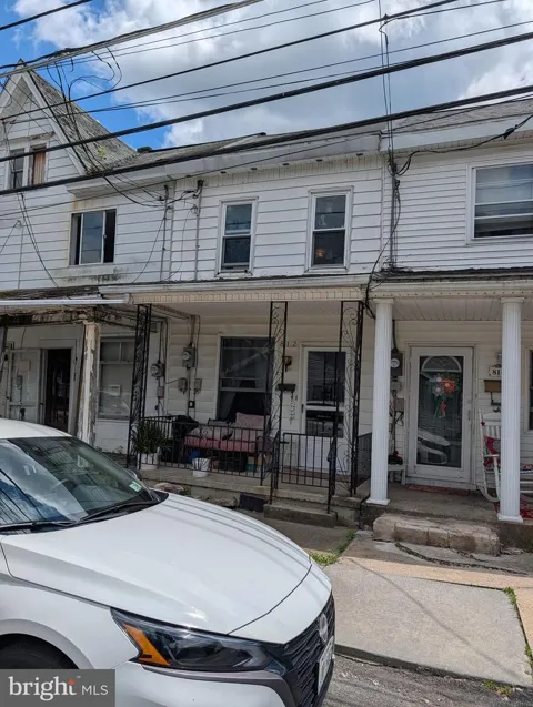 812 W 5TH STREET