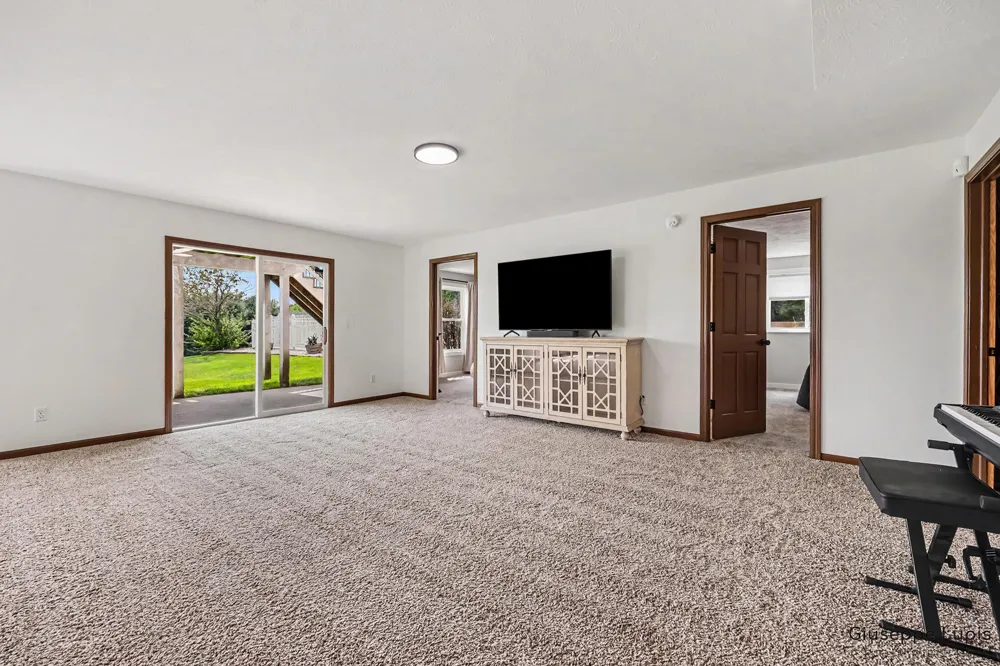 5870 Terrace Ridge Drive NE Rockford, MI 49341