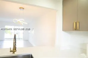 220 SW 9th Ave #306 Hallandale Beach, FL 33009