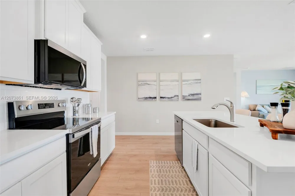 9082 Venetian Sq Vero Beach, FL 32966