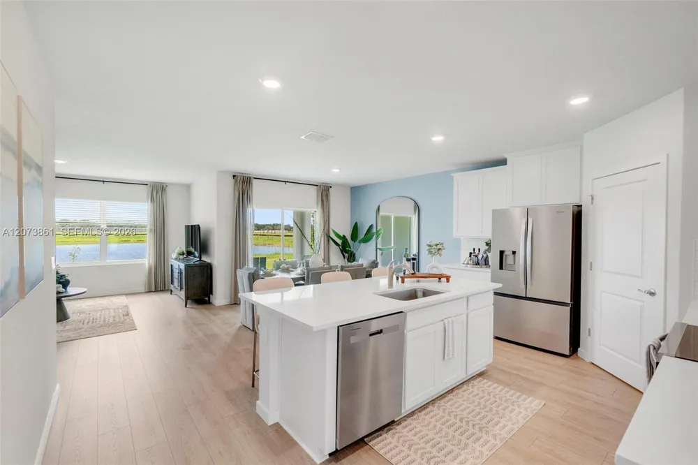 9082 Venetian Sq Vero Beach, FL 32966