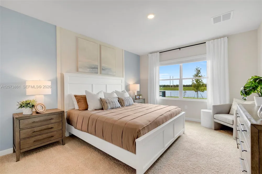 9082 Venetian Sq Vero Beach, FL 32966