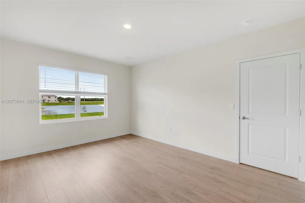 9082 Venetian Sq Vero Beach, FL 32966