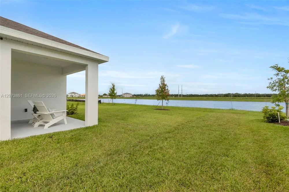 9082 Venetian Sq Vero Beach, FL 32966