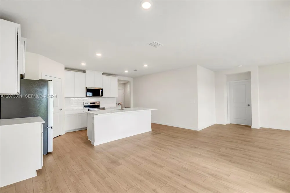 9082 Venetian Sq Vero Beach, FL 32966