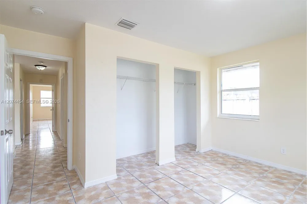 455 NW 14th St Florida City, FL 33034
