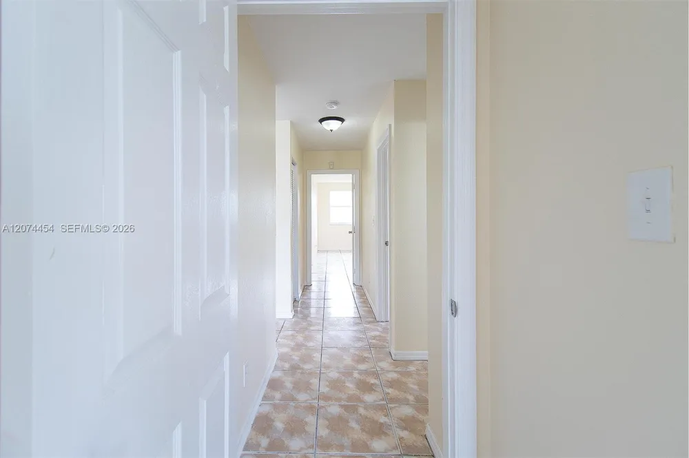 455 NW 14th St Florida City, FL 33034