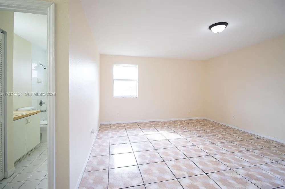 455 NW 14th St Florida City, FL 33034