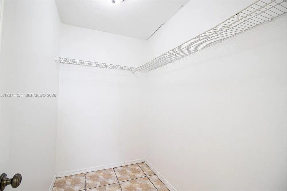 455 NW 14th St Florida City, FL 33034