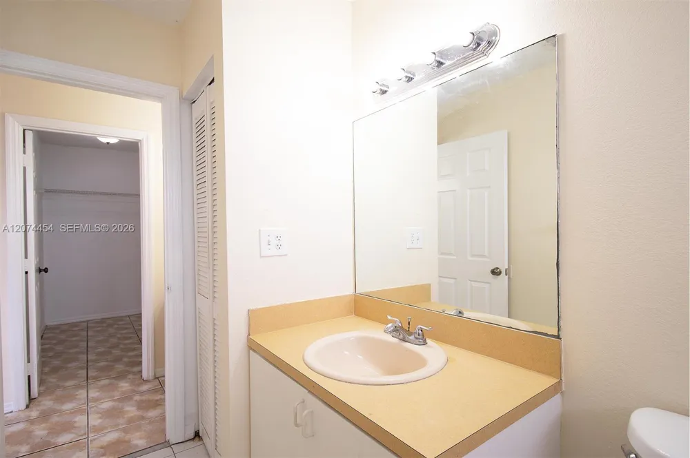 455 NW 14th St Florida City, FL 33034
