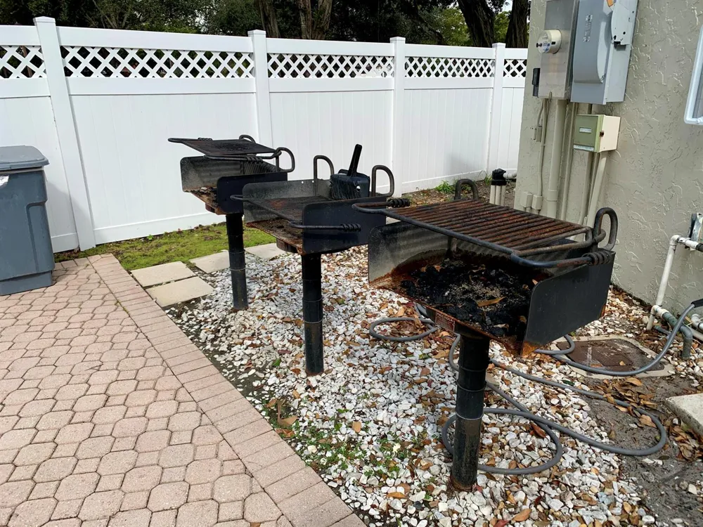 3100 W ROLLING HILLS CIRCLE #309 Davie, FL 33328