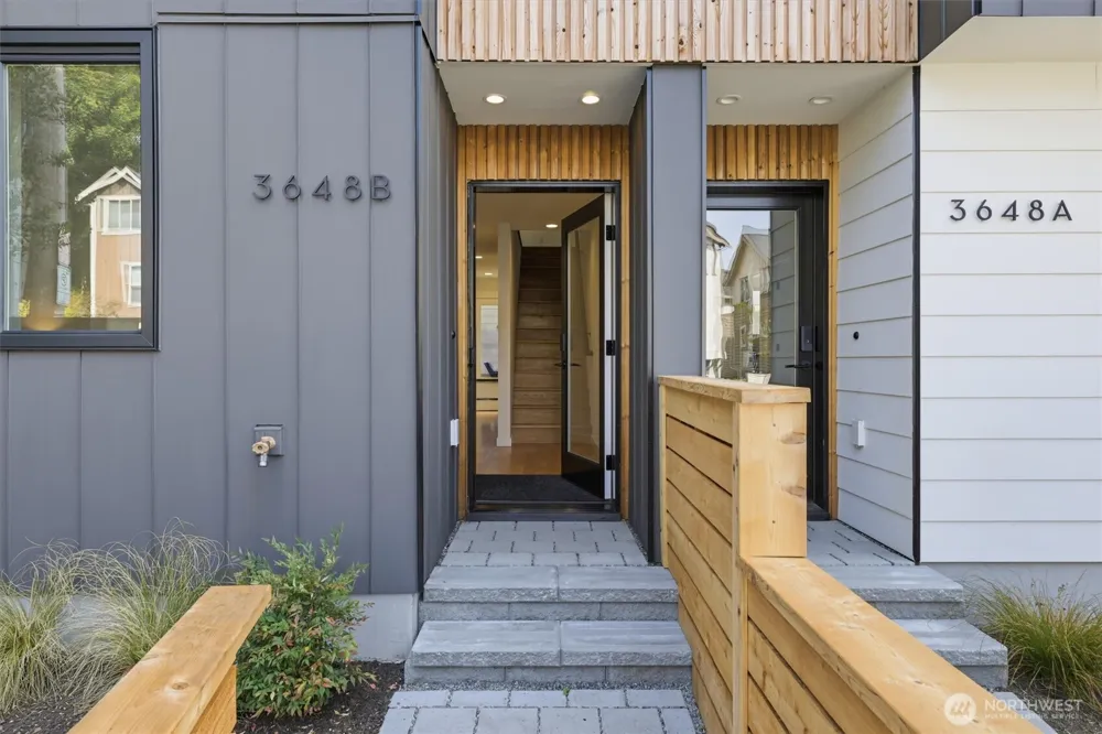 3648 B Greenwood Avenue Seattle, WA 98103