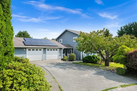 2438 Bakerview Park Drive
