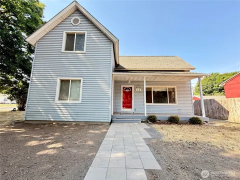 414 S 4th St.
