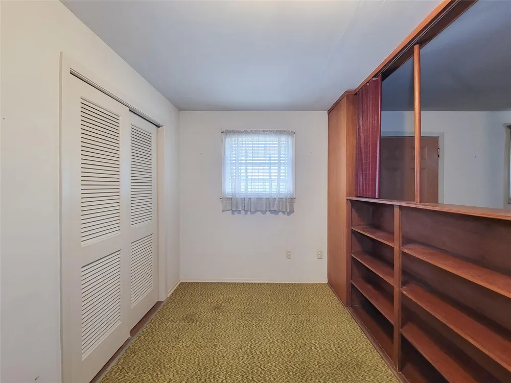 432 Holland Street Bellville, TX 77418