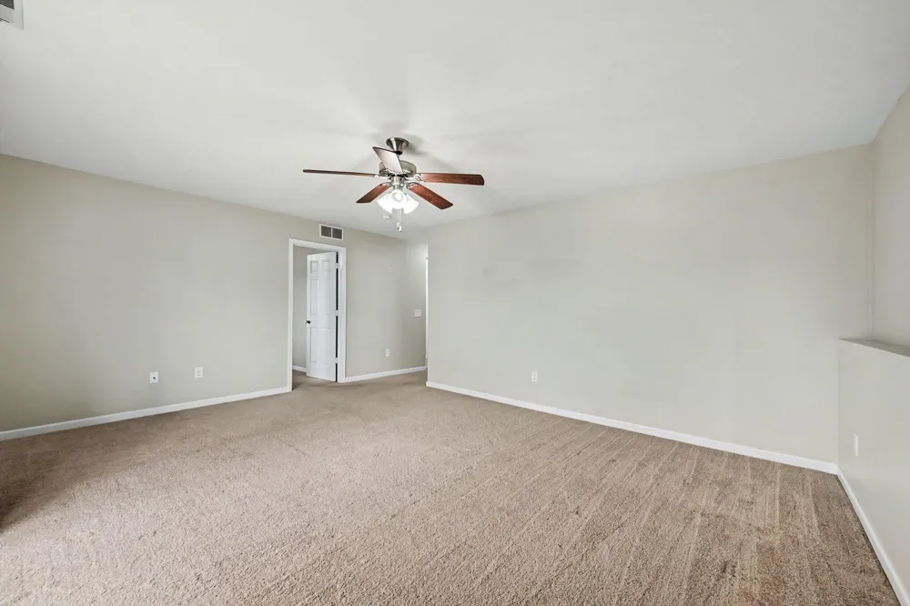 9217 Country View Drive Ypsilanti, MI 48197